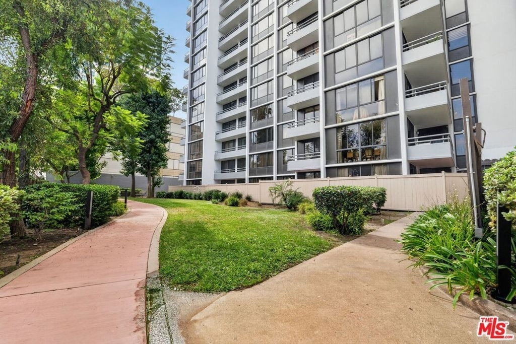 343 Pioneer Drive - Photo 39