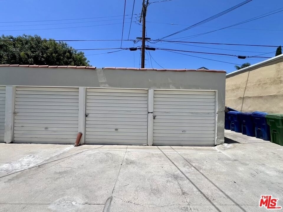 4707 Finley Avenue - Photo 9