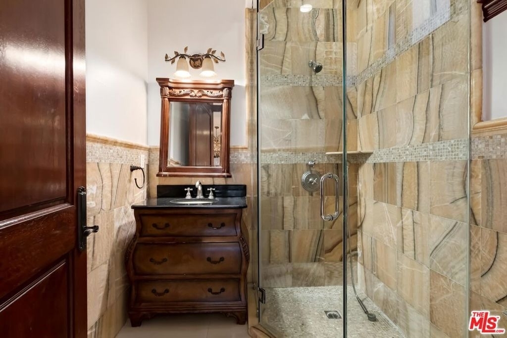 332 S Almont Drive - Photo 12