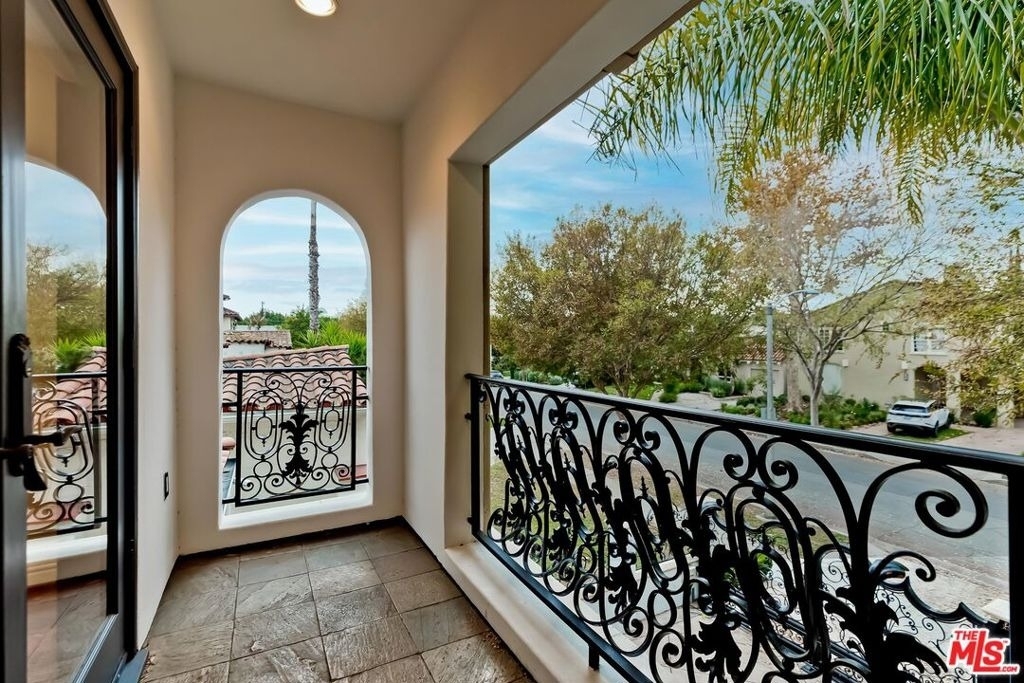 332 S Almont Drive - Photo 24