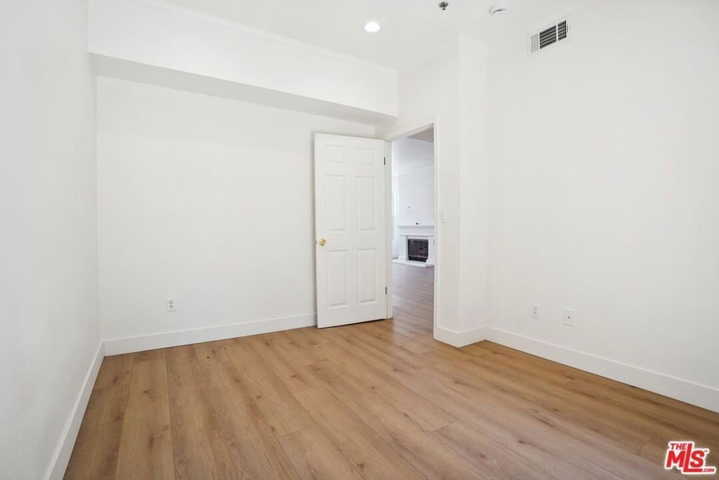 80 N Raymond Avenue - Photo 13