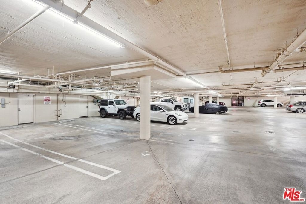 80 N Raymond Avenue - Photo 23