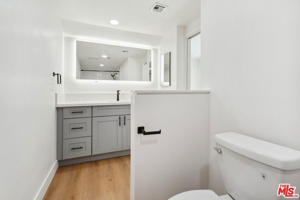 80 N Raymond Avenue - Photo 11