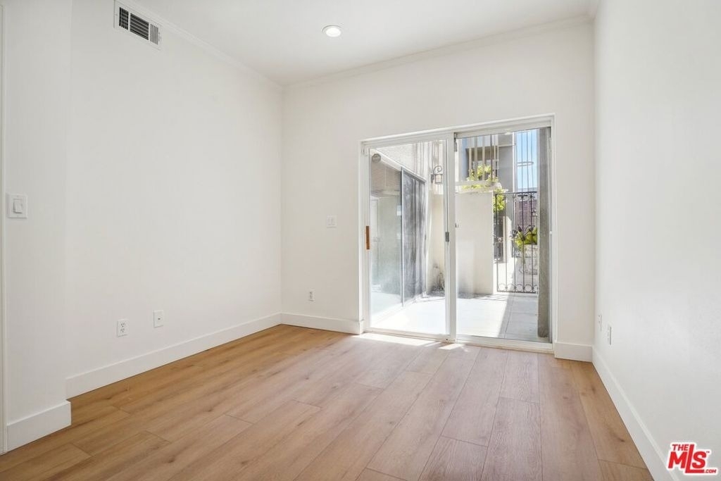 80 N Raymond Avenue - Photo 14