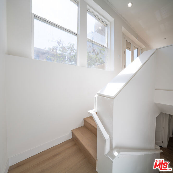 80 N Raymond Avenue - Photo 17