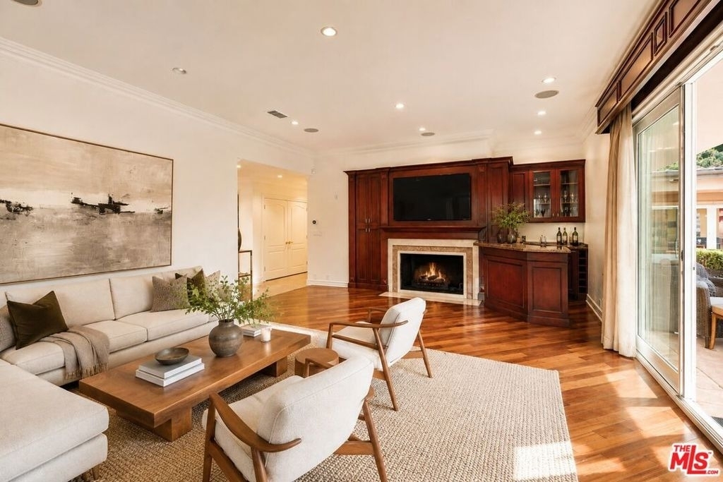 1915 Loma Vista Drive - Photo 7