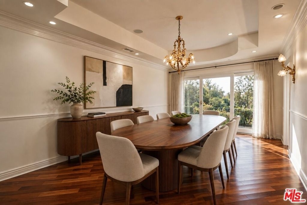 1915 Loma Vista Drive - Photo 4