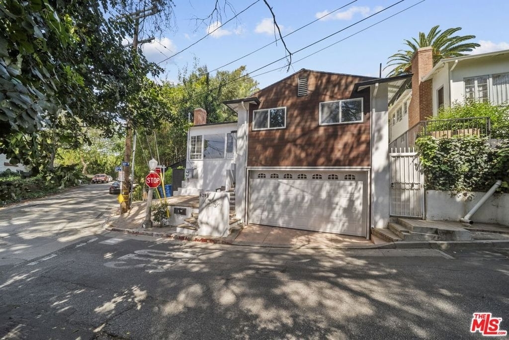 6295 Ivarene Avenue - Photo 0