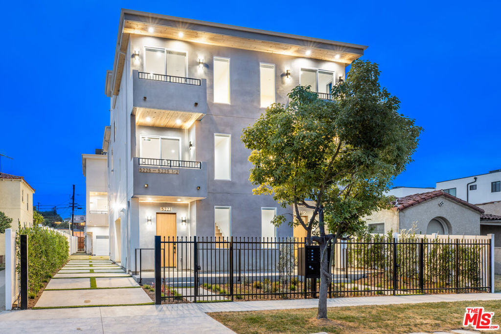 5223 W 20th Street - Photo 9