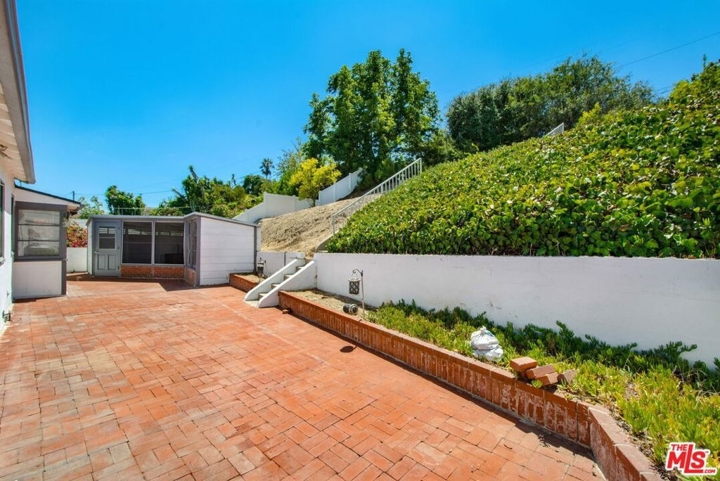 5039 Marburn Avenue - Photo 19