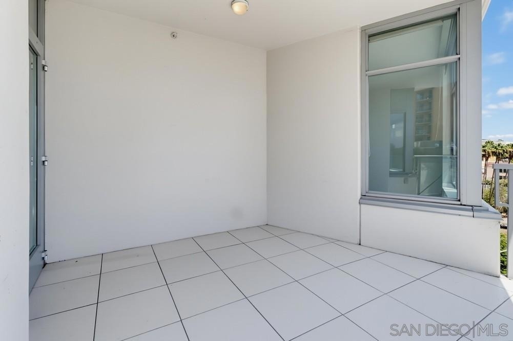 1441 9th Ave - Photo 17