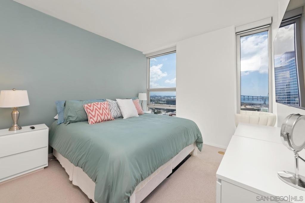 321 10th Ave - Photo 14