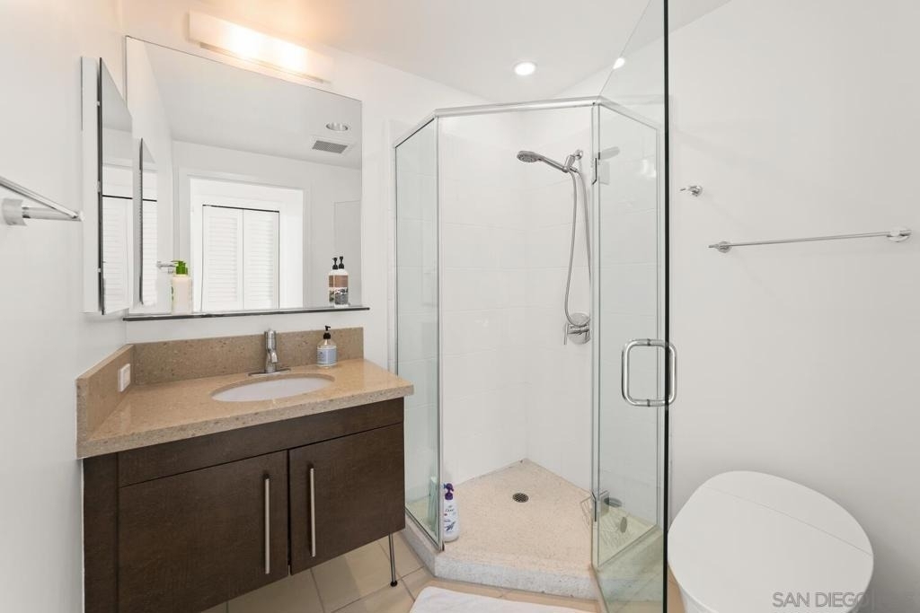 321 10th Ave - Photo 16
