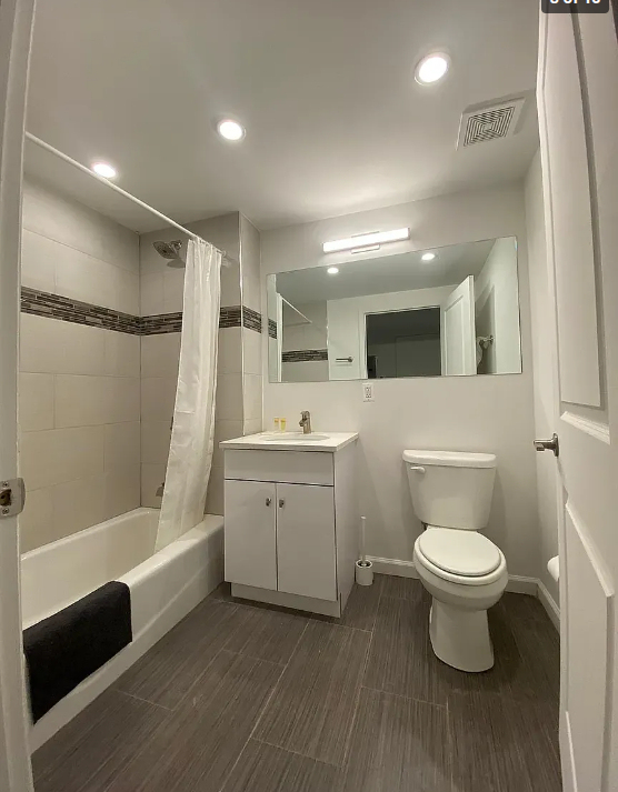 407 West 51st Street - Photo 6