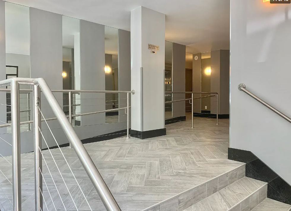 407 West 51st Street - Photo 3