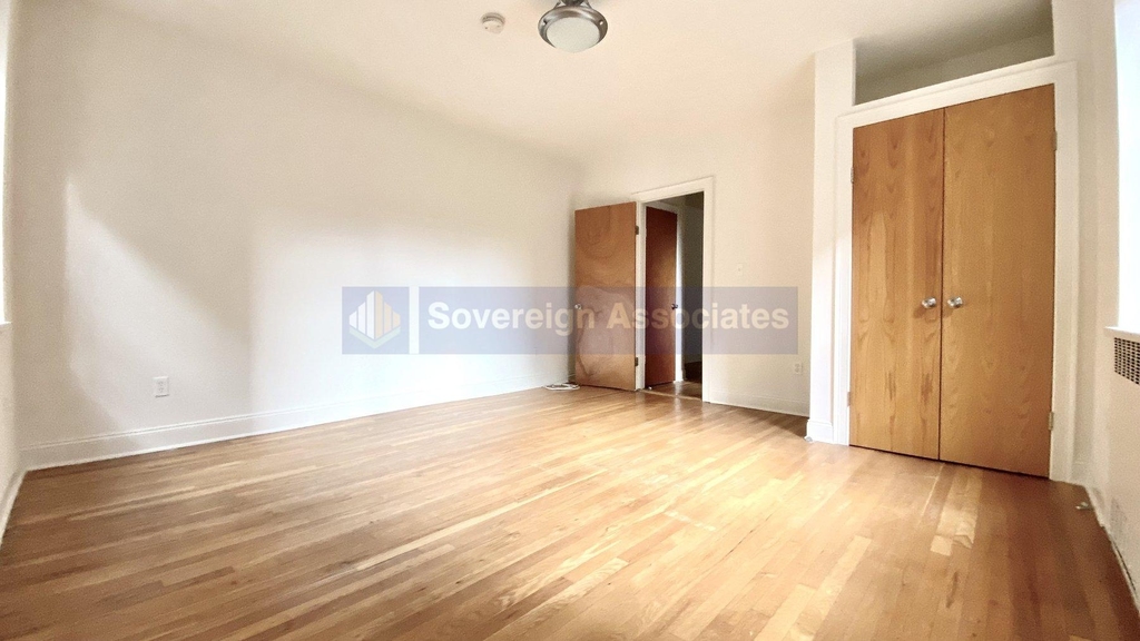 700 Fort Washington Avenue - Photo 8