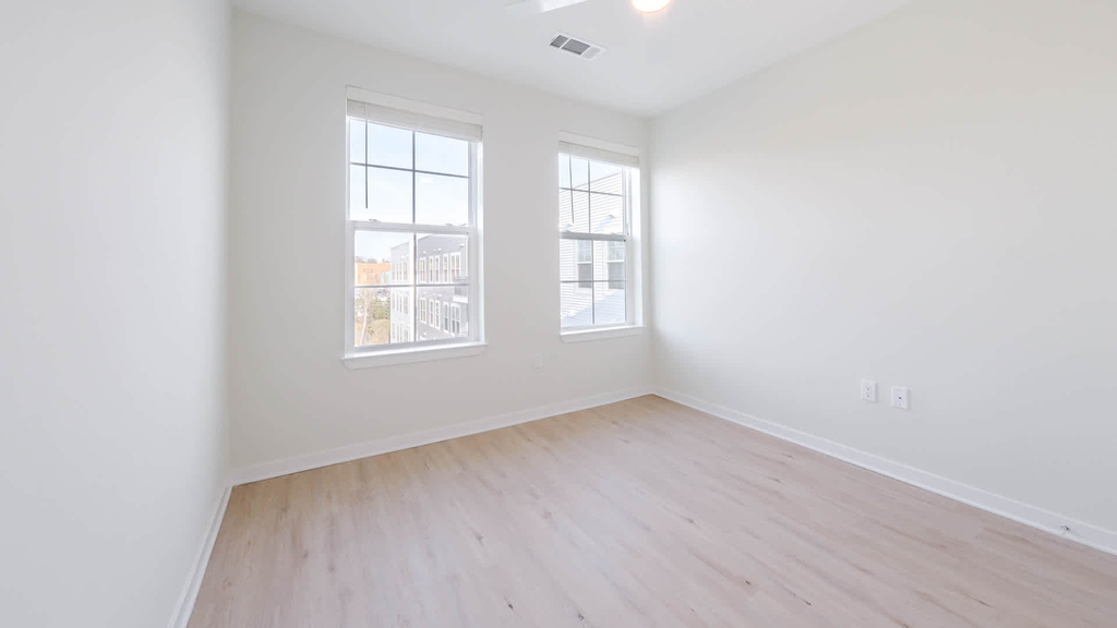 3 Westchester Park Drive - Photo 147