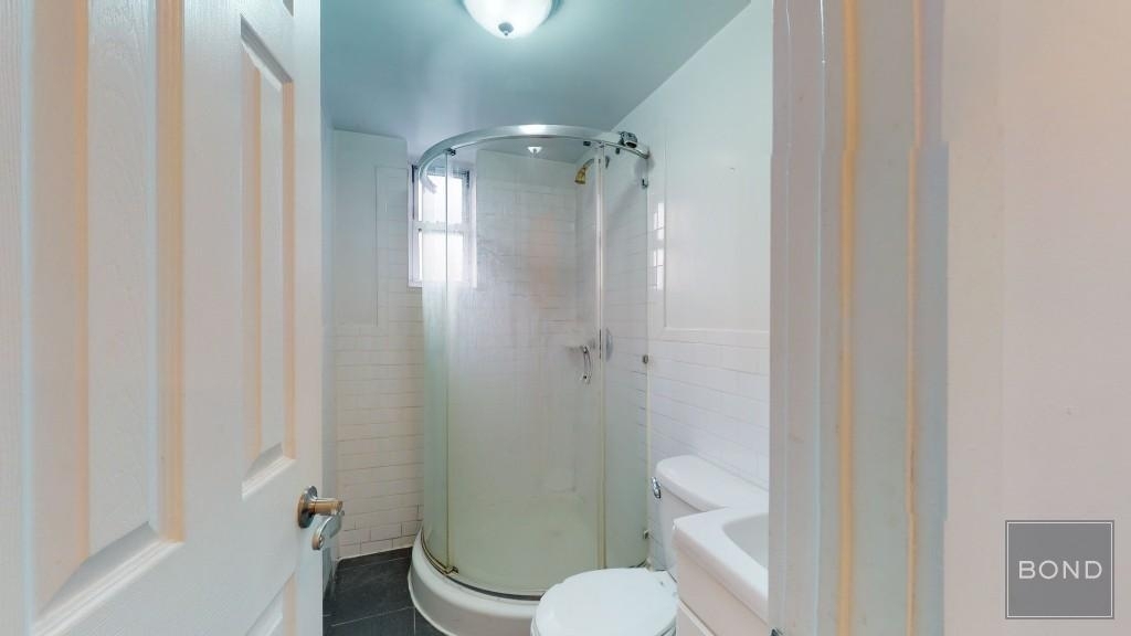 123 East 7th Street - Photo 0