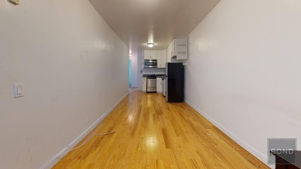 123 East 7th Street - Photo 2