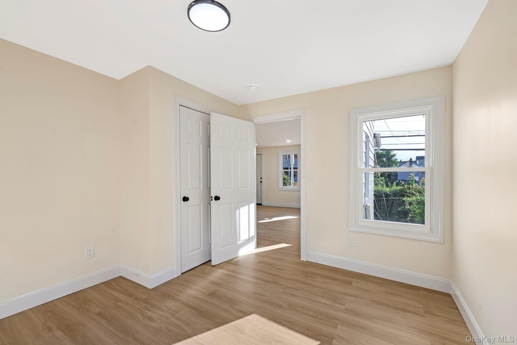5 Grant Avenue - Photo 8