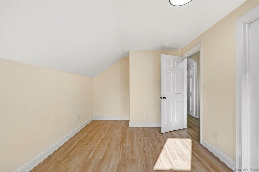 5 Grant Avenue - Photo 14