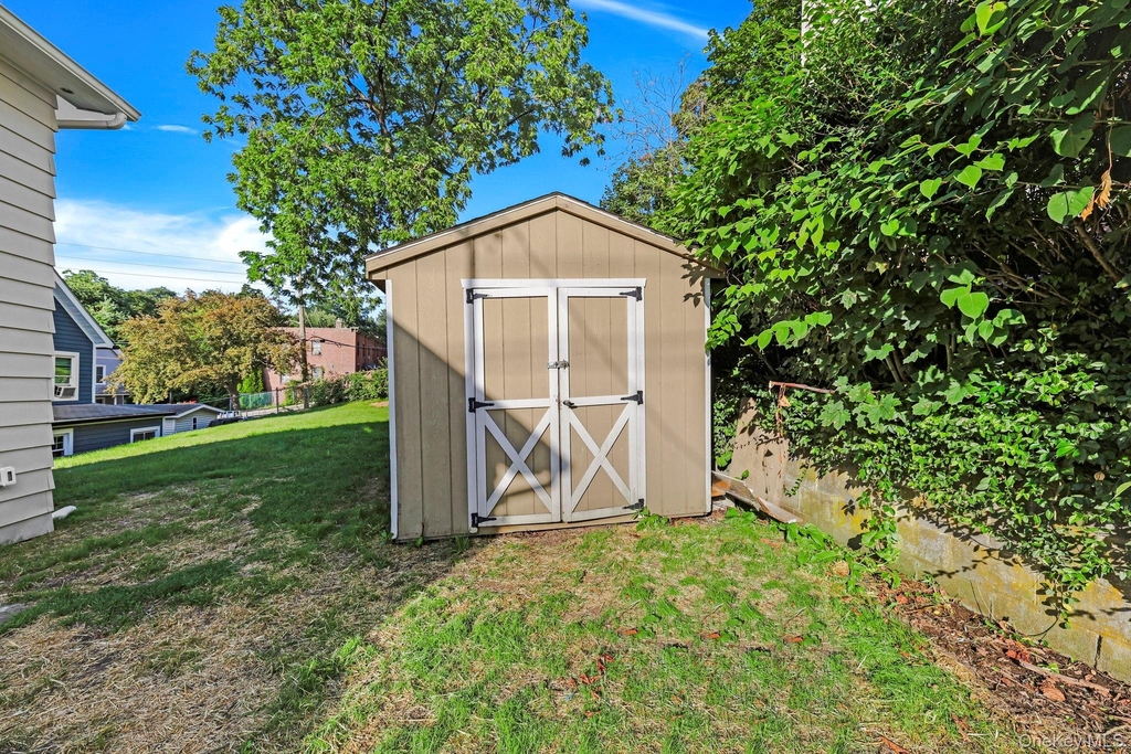 5 Grant Avenue - Photo 19