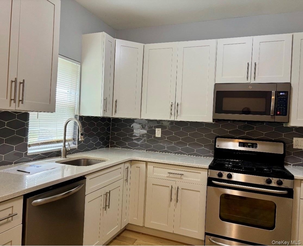 980 Thomas Place - Photo 11