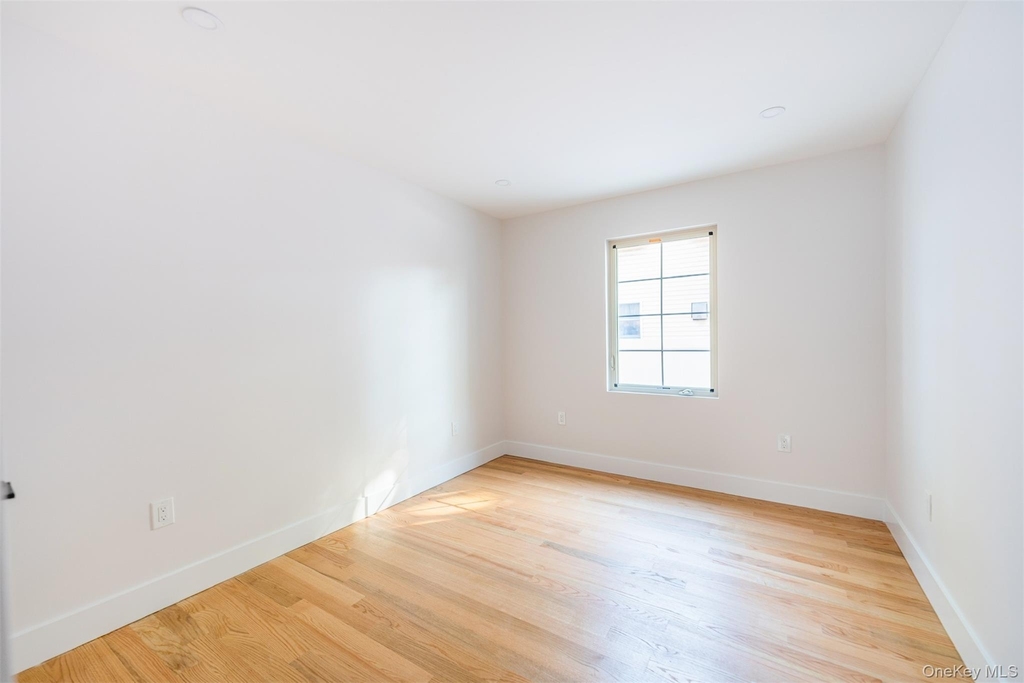 15744 20th Road - Photo 4