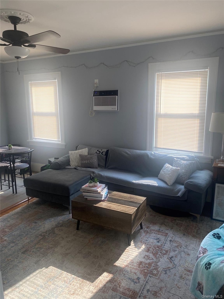 102 Conklin Street - Photo 2