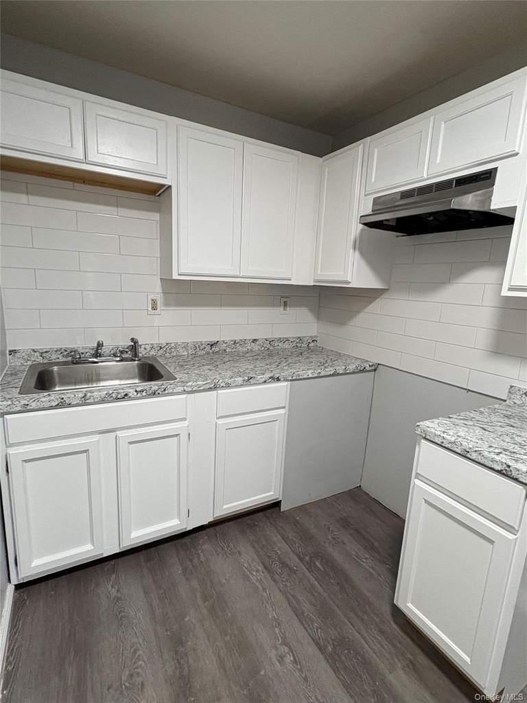 208 Main Street - Photo 0