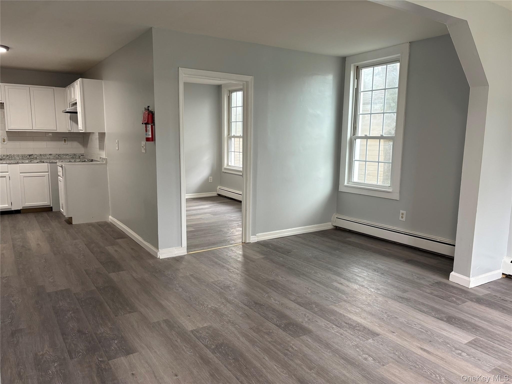 208 Main Street - Photo 3
