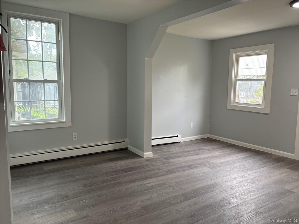 208 Main Street - Photo 8