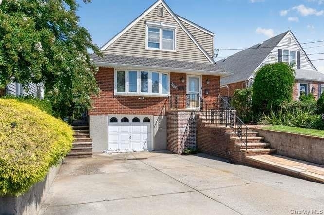 43 Stewart Avenue - Photo 0