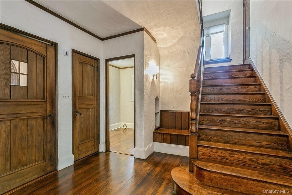 7 Cotswold Way - Photo 3