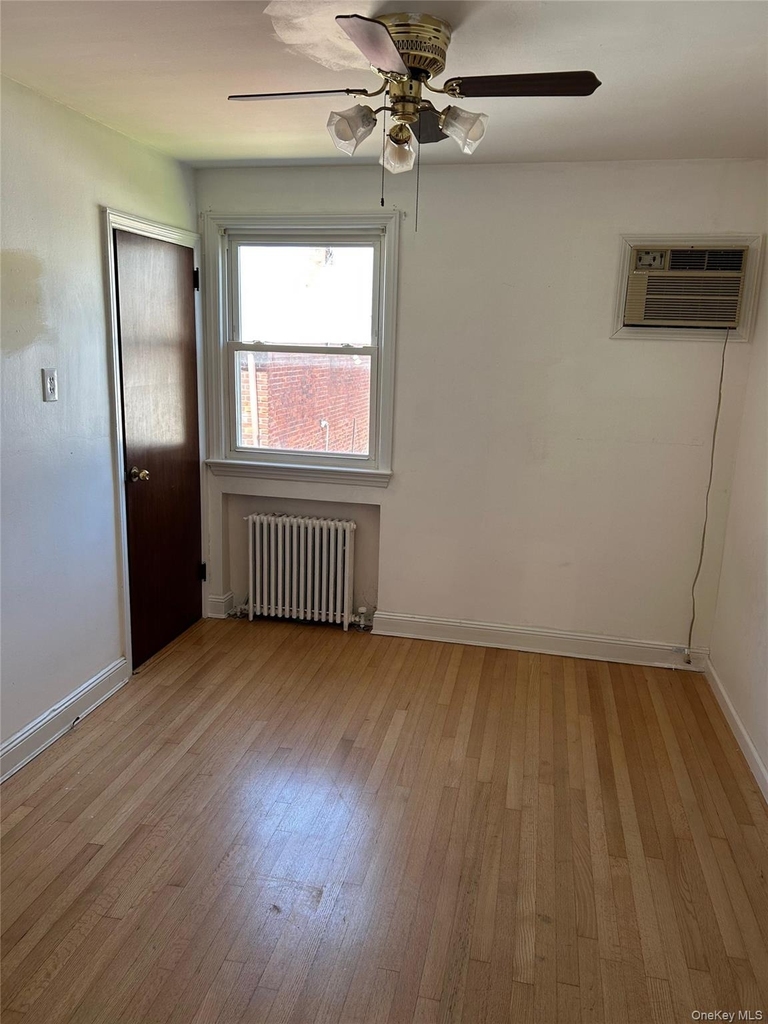 1086 Tulip Avenue - Photo 8