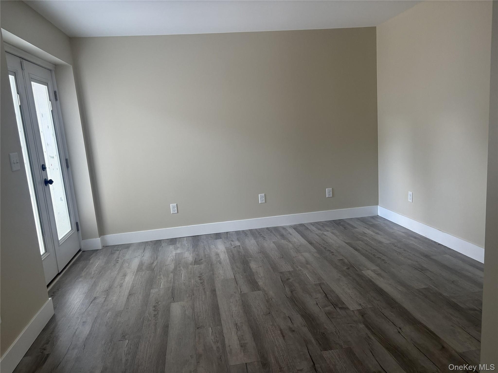 1 Avenue A - Photo 15
