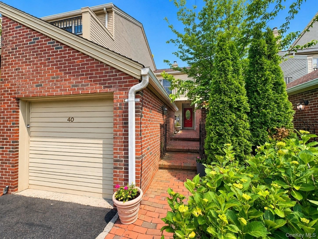 40 Waterside Close - Photo 2