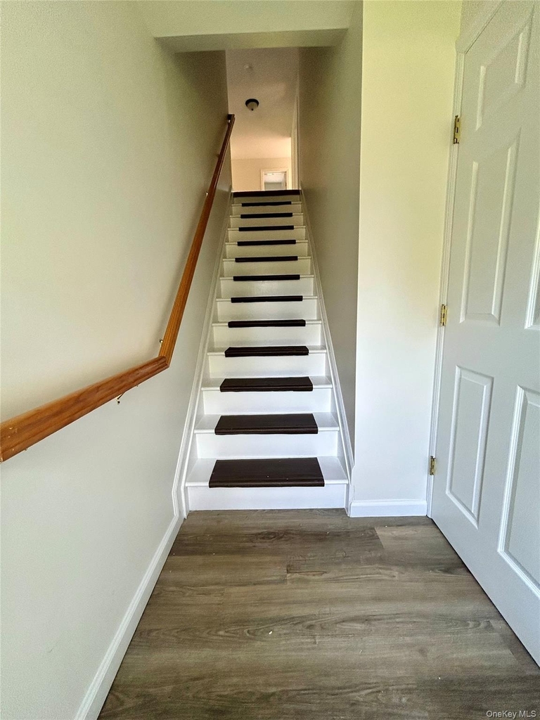 321 Canal Road - Photo 3