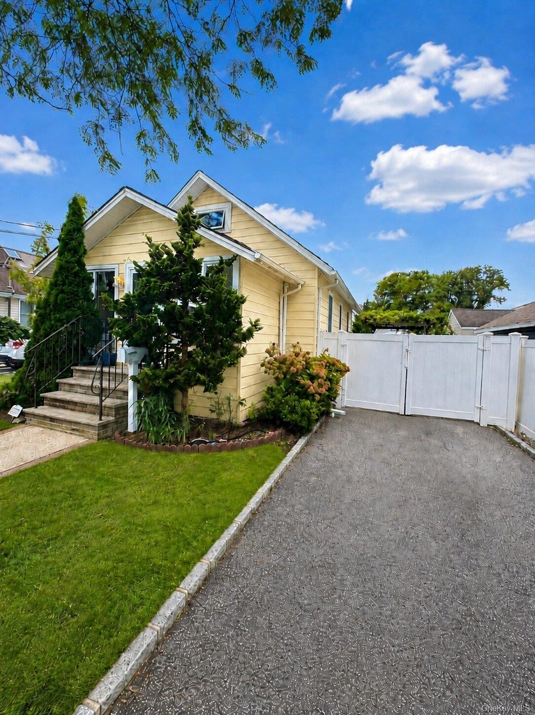 804 Nassau Street - Photo 0