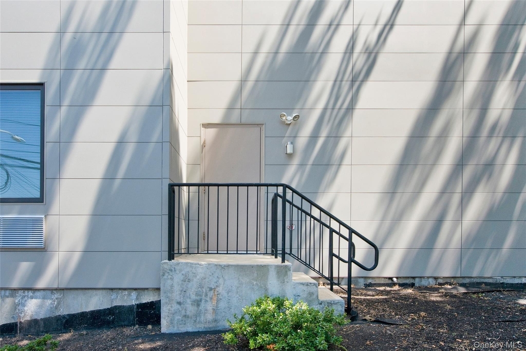 479 Front Street - Photo 16