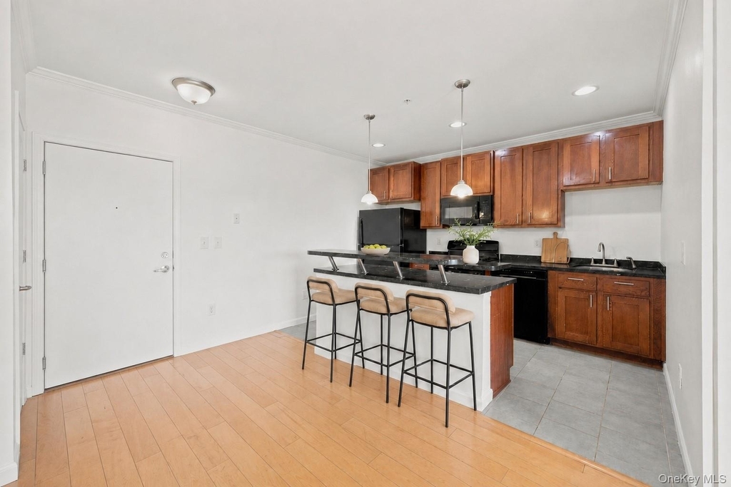 479 Front Street - Photo 4