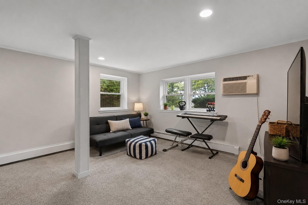 44 Chestnut Avenue - Photo 12