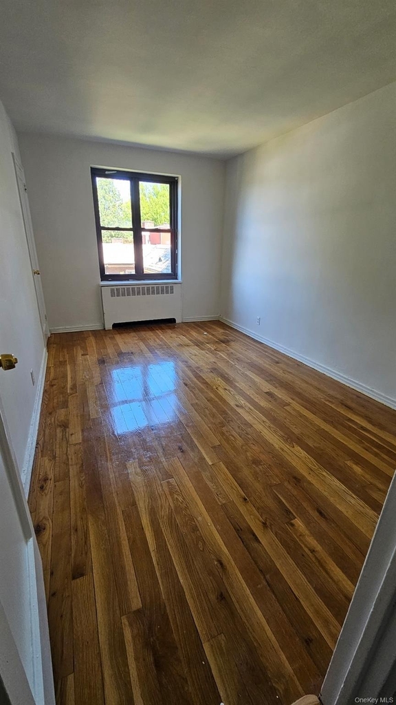 21 Schenck Avenue - Photo 6