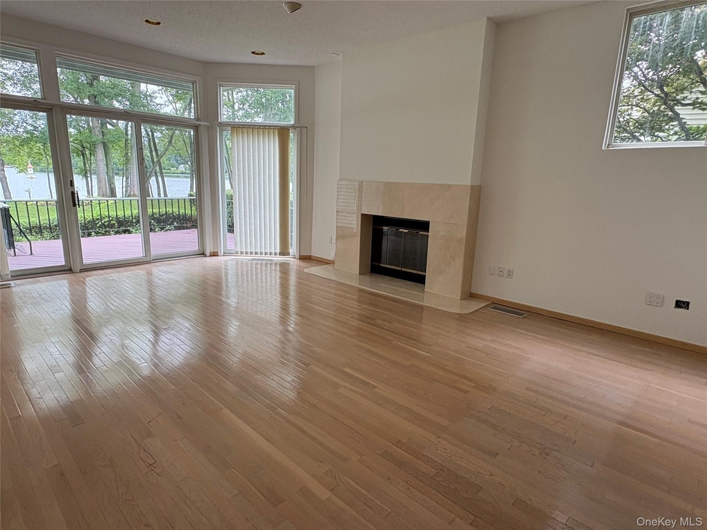 41 Waterside Close - Photo 8