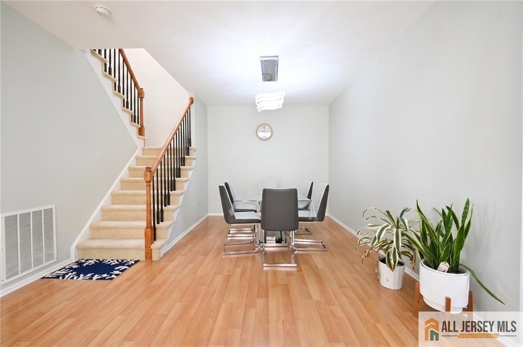 67 Glen Oaks Court - Photo 8