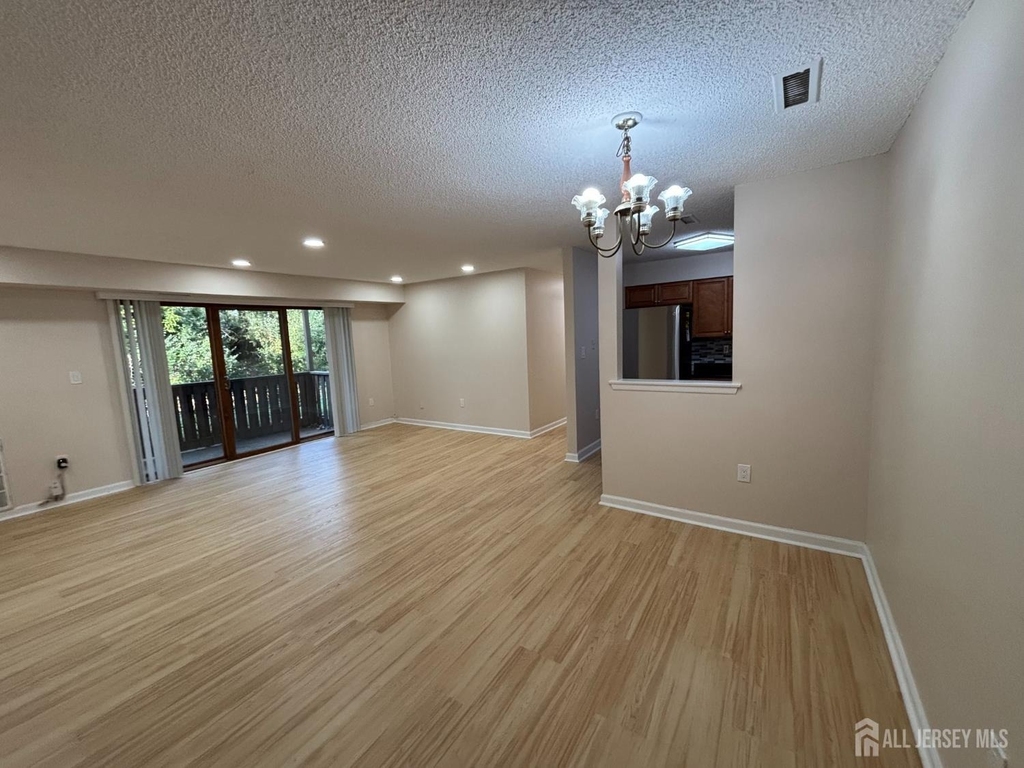 215 Aspen Drive - Photo 4