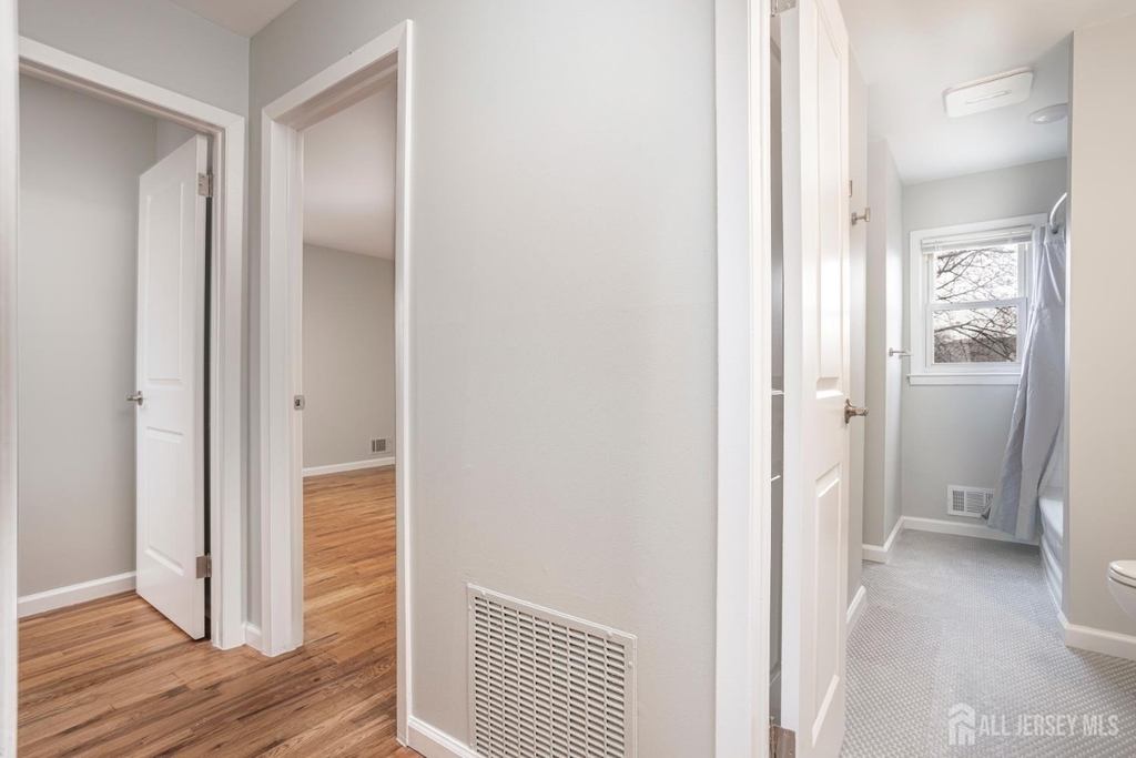 16 Outcalt Road - Photo 3