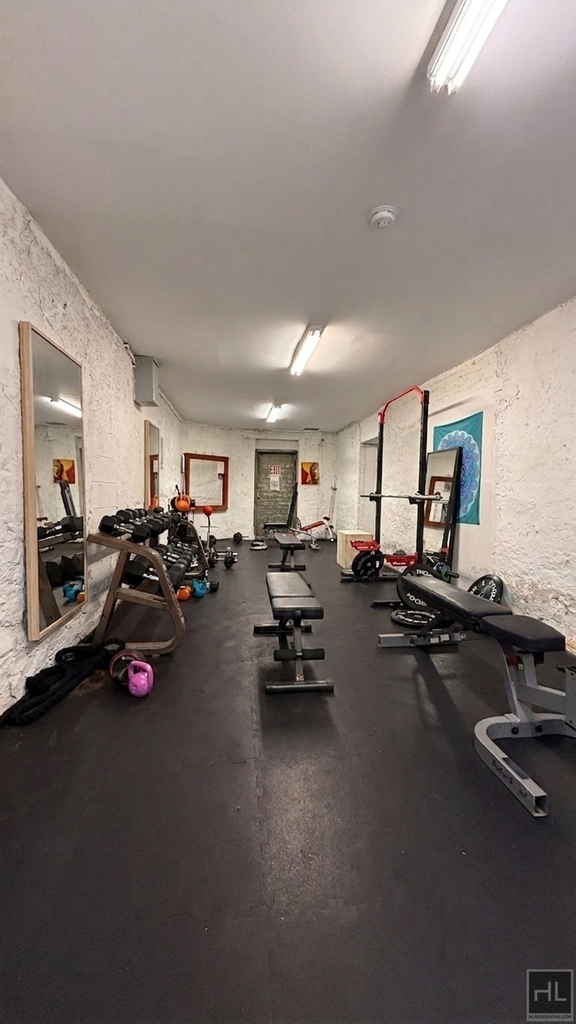 305 W 150th Street - Photo 5