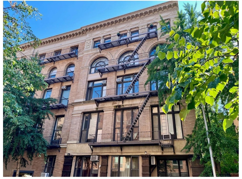 100 W 15th Street - Photo 11