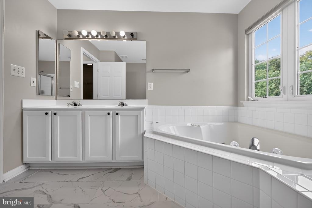 17694 Avenel Lane - Photo 19